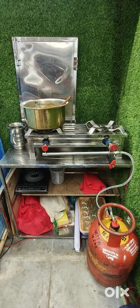 Tea shop equipment