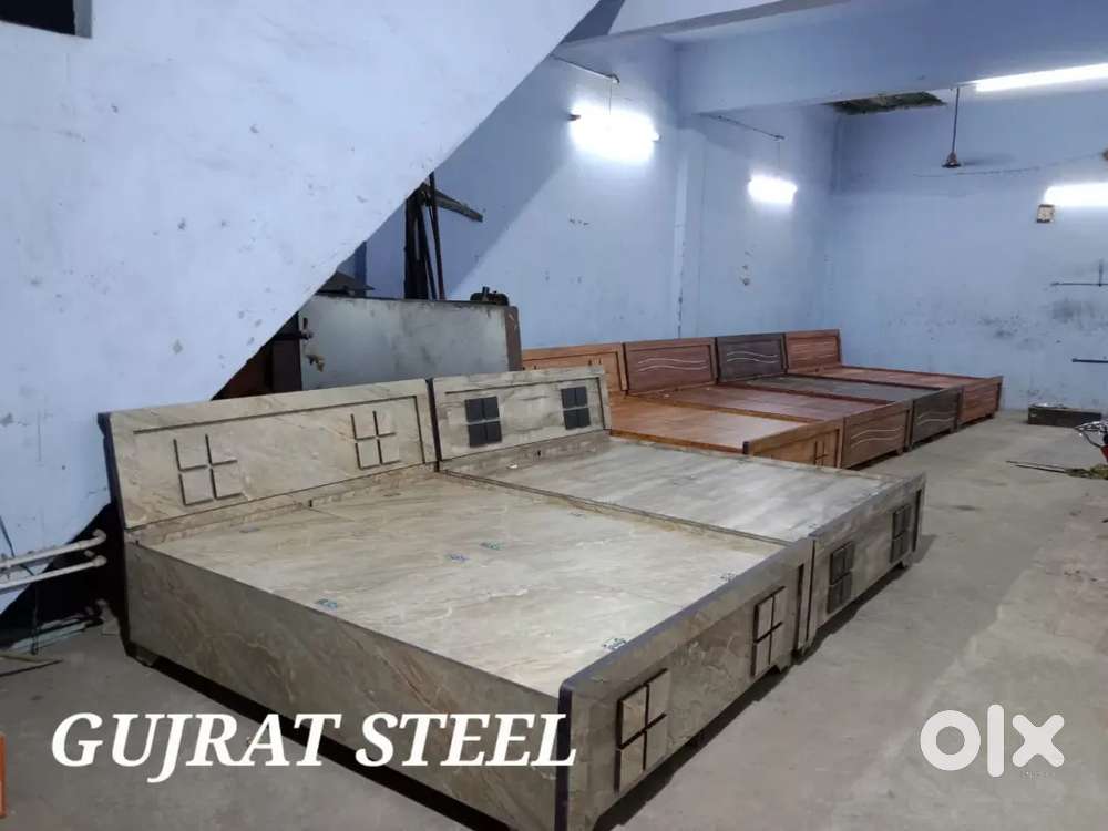 Queen size box bed 6X5