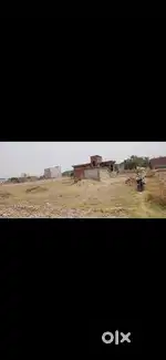 Plot baithauli bypass se 700 m andar jairampur primary school ke pas h