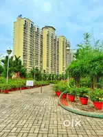 2 BHK PLUS STUDY 1300 SQFT DLF WITH GOOD VIEW FLAT
