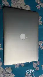 Macbook Air (2017)