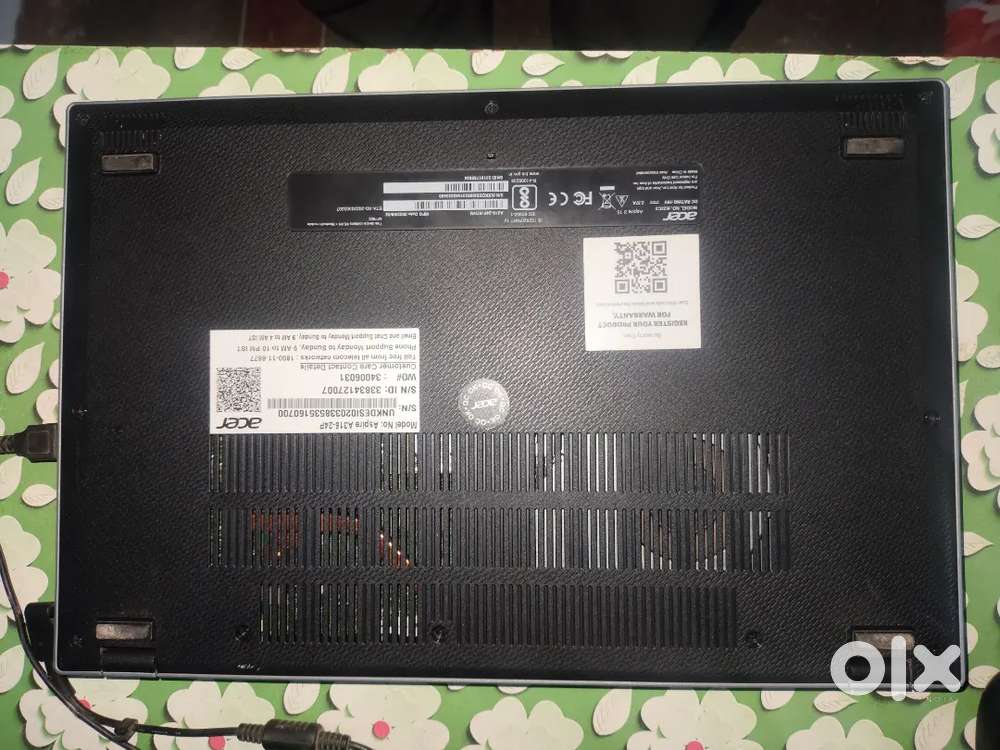 Laptop for sale with charger and all accessories
