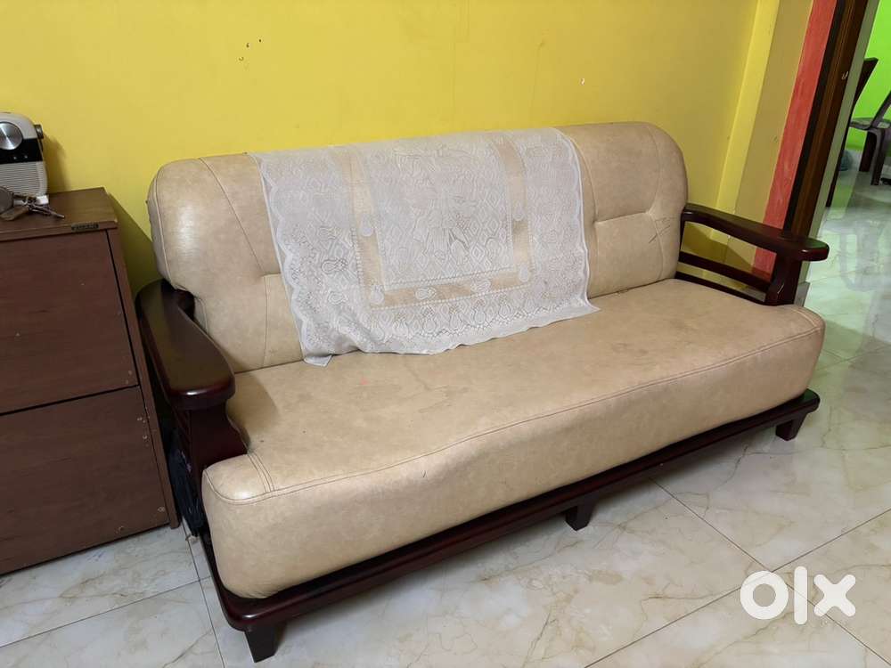 3 seater sofa