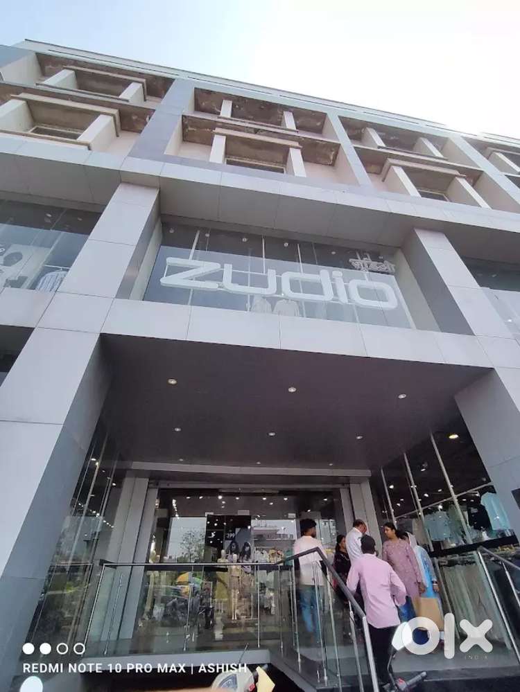 HR ZOYA KHAN #IMMEDIATE NEED ZUDIO SHOWROOM IN 12TH PASSED CANDIDATES.