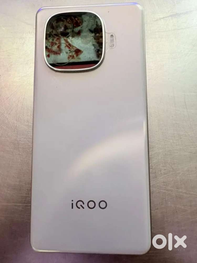 Iqoo neo 10r 8gb ram 256gb storage