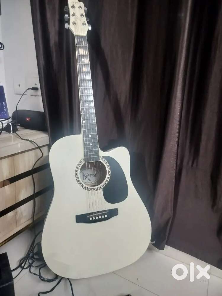 Semi electric Guitar with amplifier