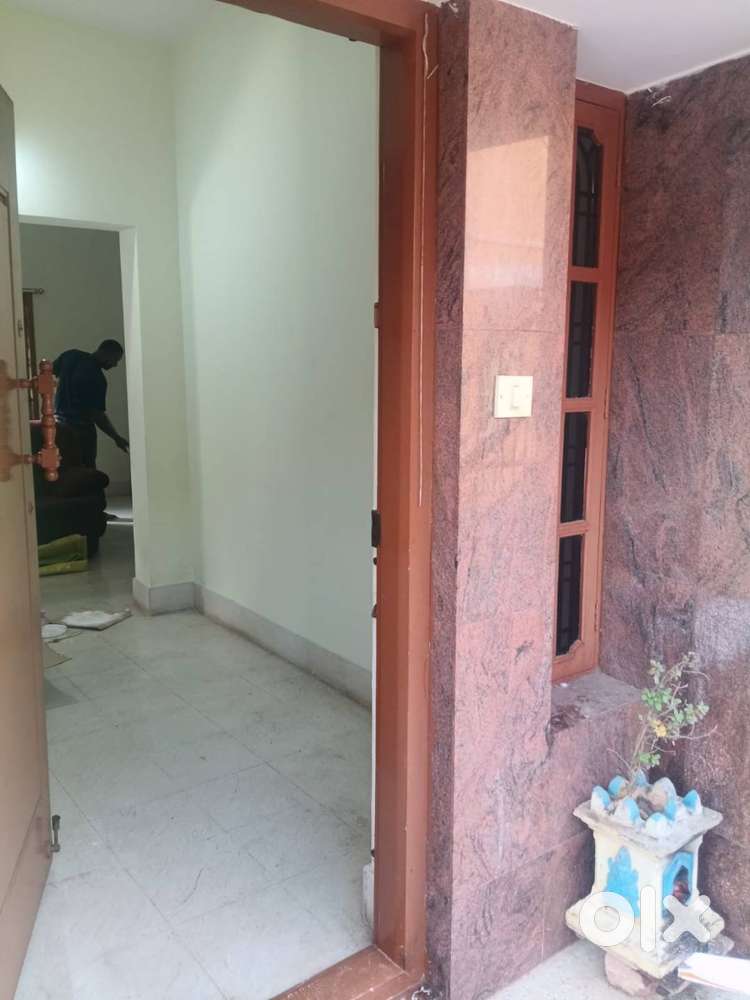 3BHK VEG HOUSE FOR LEASE IN KUVEMPUNAGAR
