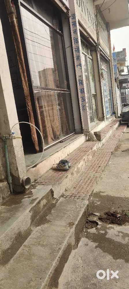 न्यू शॉप मेन रोड