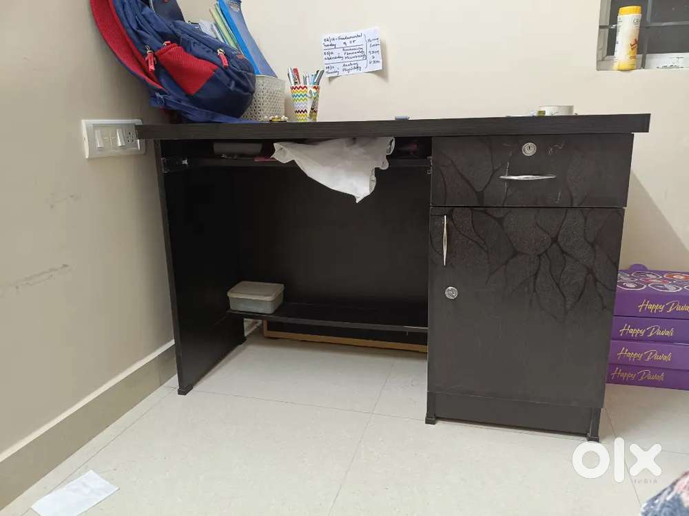 Study table for sale - good condition.