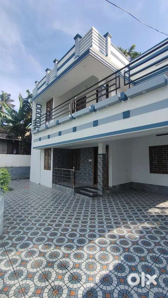 NEW 3BHK HOUSE FOR SALE NEAR VAZHIYALA PEROORKADA
