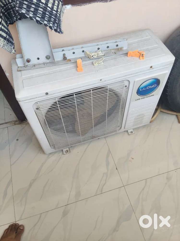 Not working lloyd ac complete set