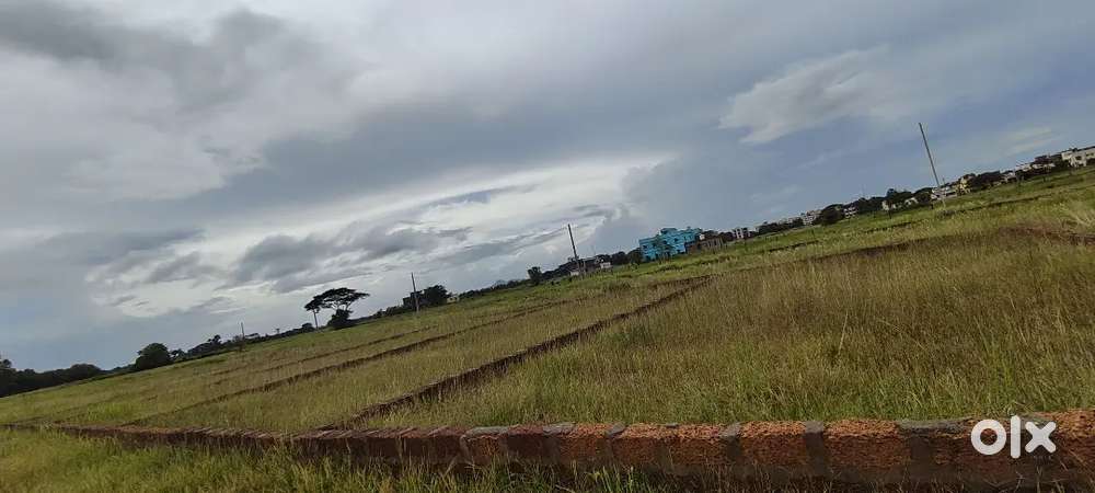 Plot for sale in Retang