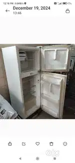Double door 235 litre fridge