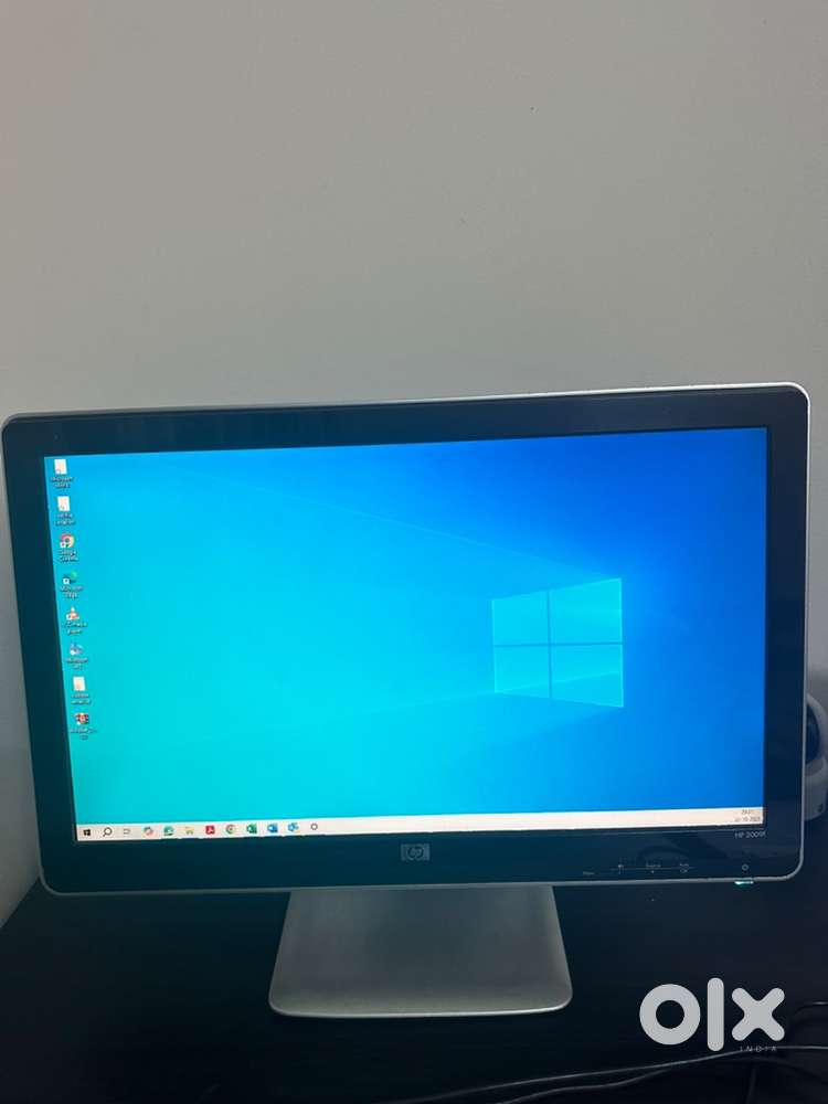 20” HP 2009f widescreen monitor with built in speakers