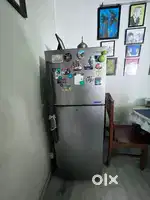253 lt samsung refrigerator, 3 star fir sale at 6000