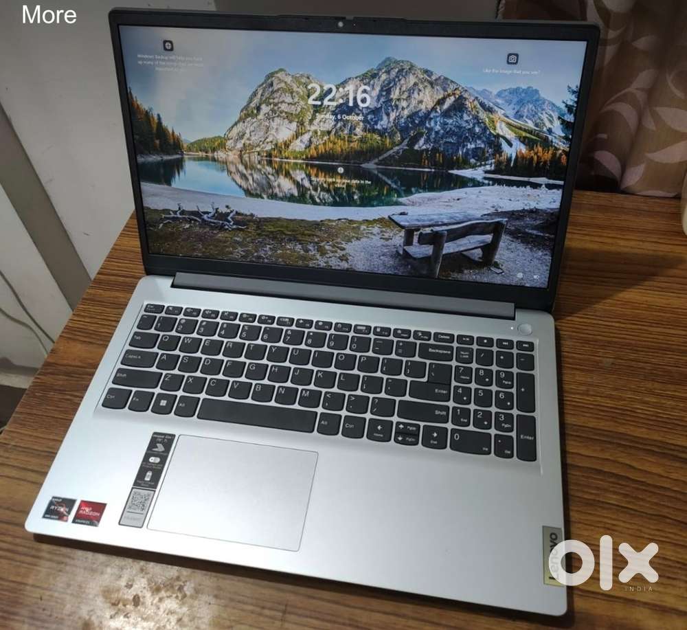 Lenovo IdeaPad Slim3 AMD Ryzen7 (16GB DDR4 RAM/512GB