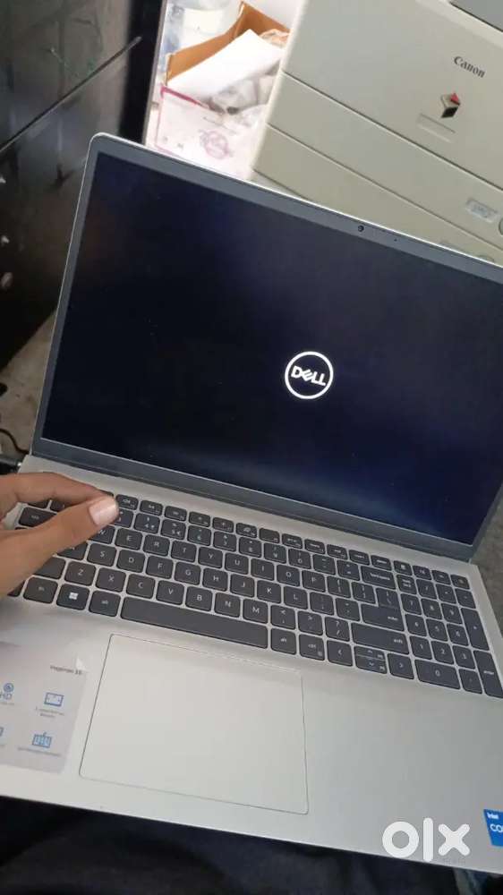 New Dell Indpiron 15 with Iris Graphics