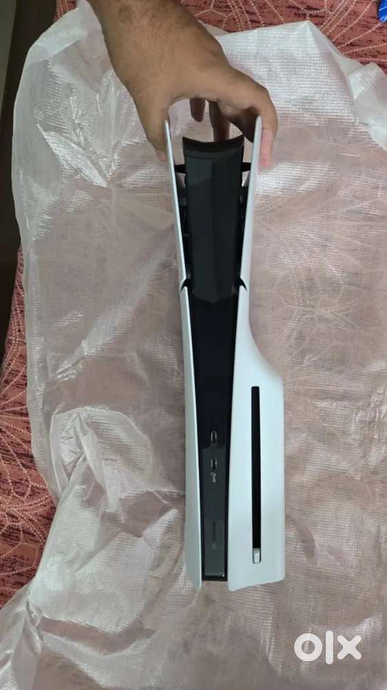 PS5 Slim disc With games