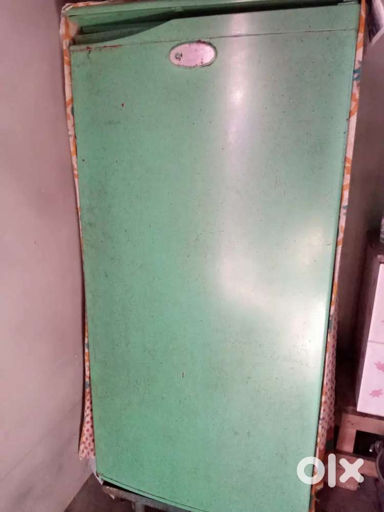 Fresh condition and working LG refrigerator