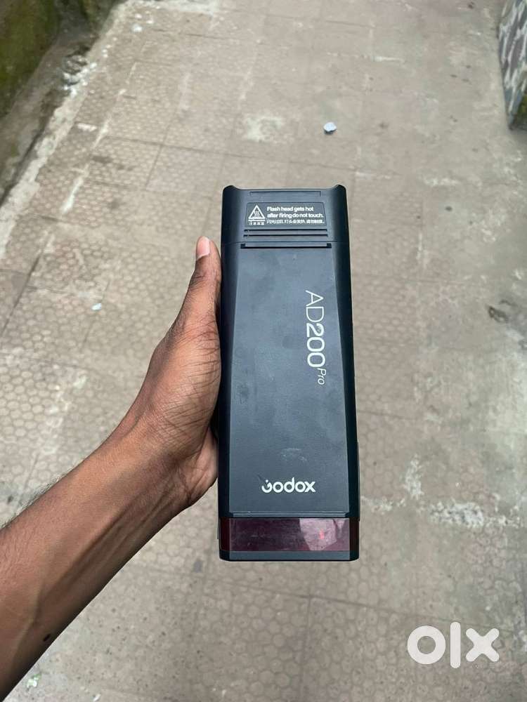 Godox AD 200 TTL Pocket Flash Kit (Black) ad200