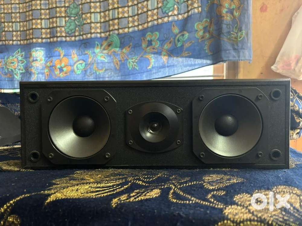 Pioneer centre speaker