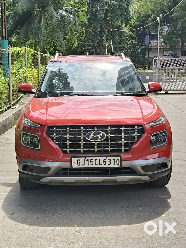 Hyundai Venue 2021 Diesel 47000 Km Driven