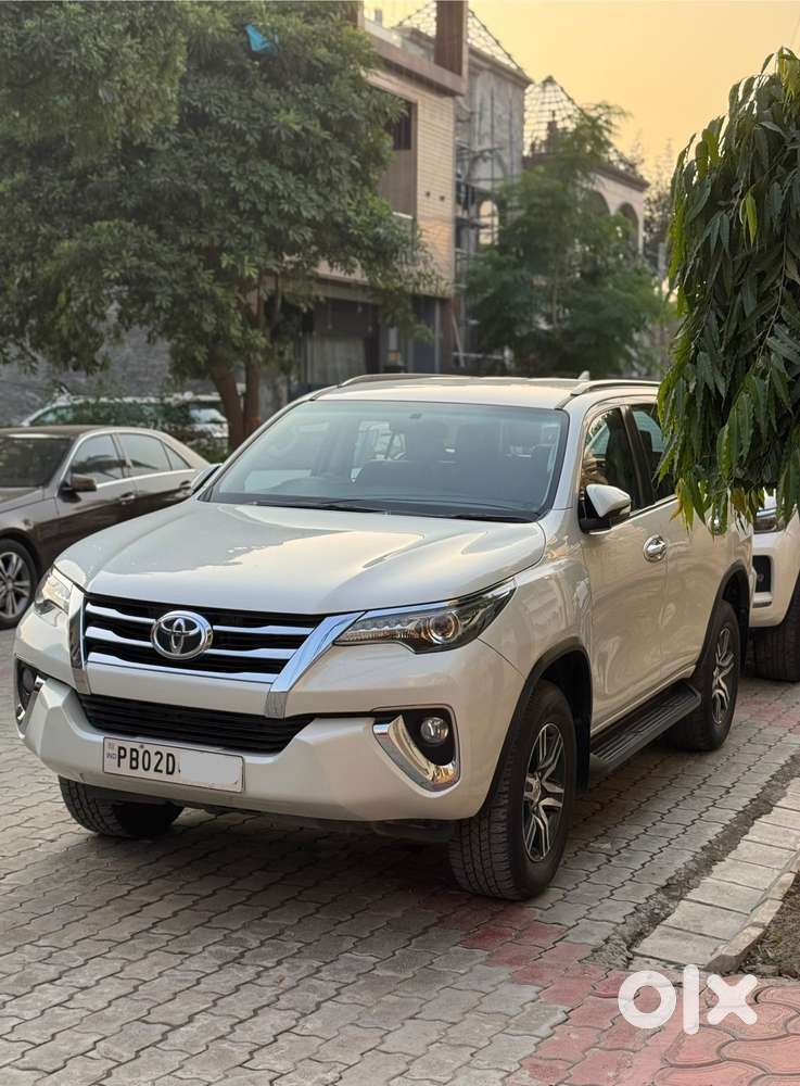 Toyota Fortuner 4X2 AT 2.8 Diesel, 2017, Diesel