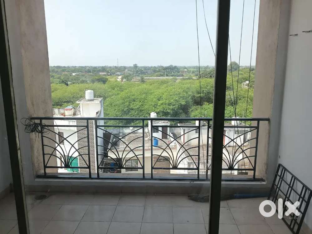 Three BHK flat on 5th floor,three balconies and seperate washing area