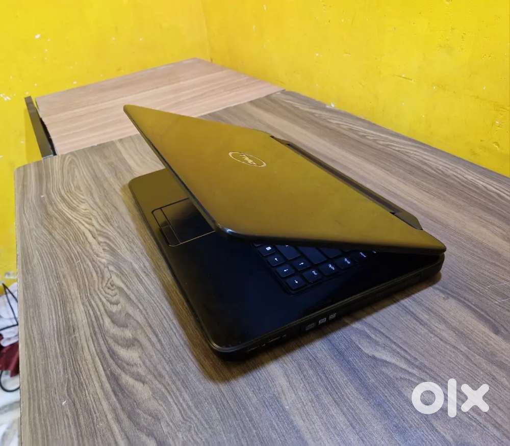 DeLL LAPTOP 8GB