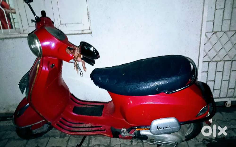Piaggio vespa 125cc  scooter