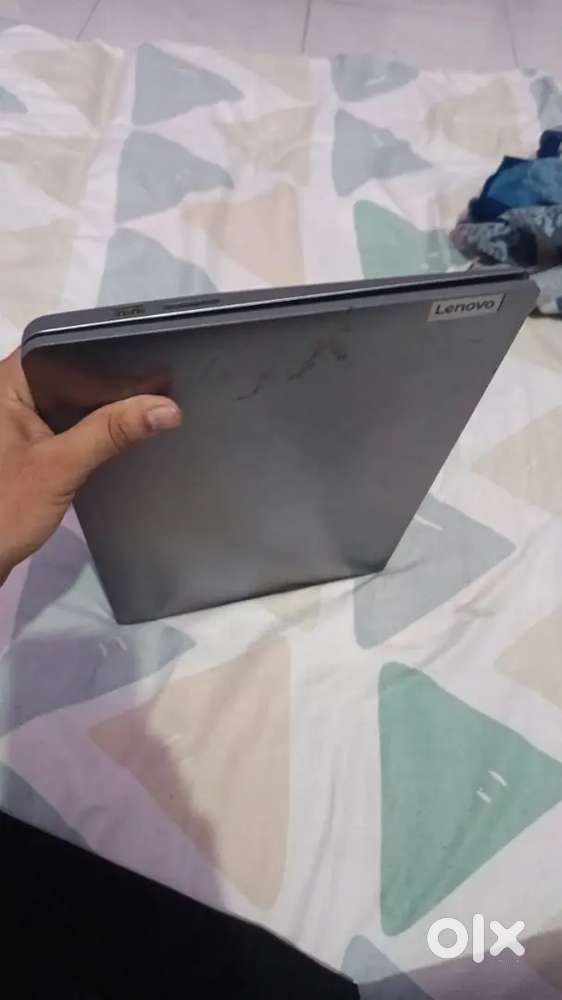Lenovo IdeaPad slim 3 ,
