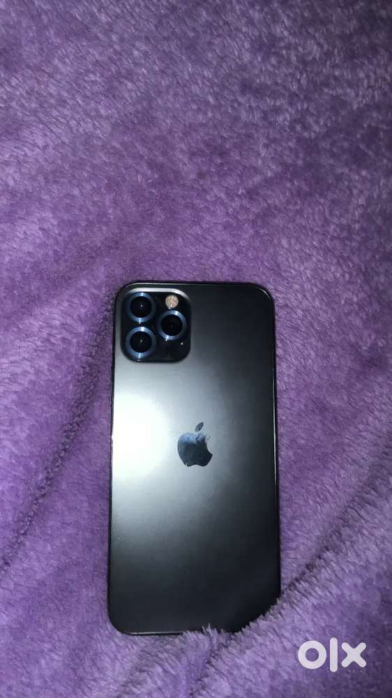 IPhone 12pro (128) with bill cable (urgent sall)