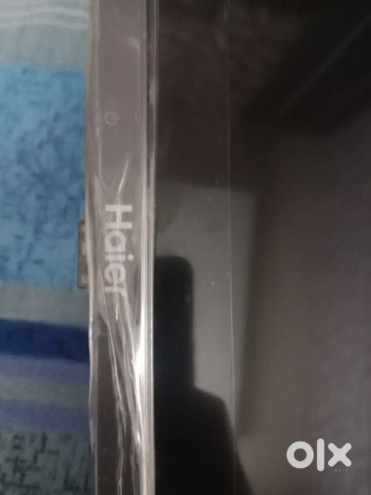 Haier Led 43 inch  brand new condtion ...But pannel breakage