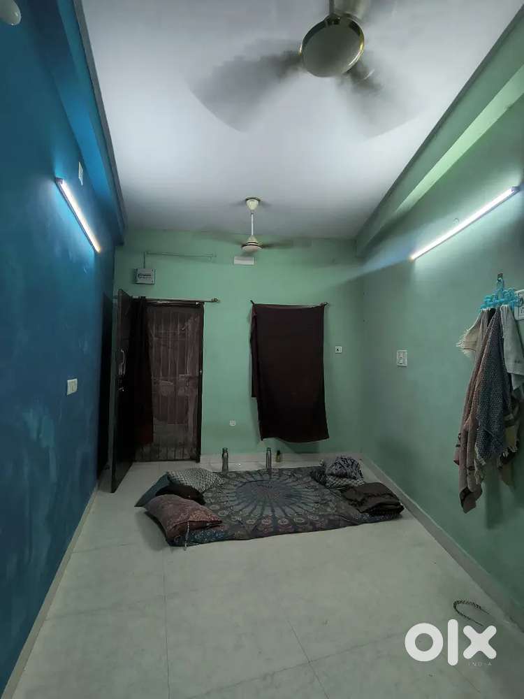 1 vaccancy for Male In 3 Sharing