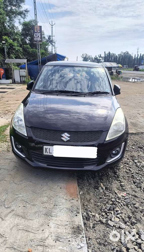 Maruti Suzuki Swift 2017 Petrol 76000 Km Driven