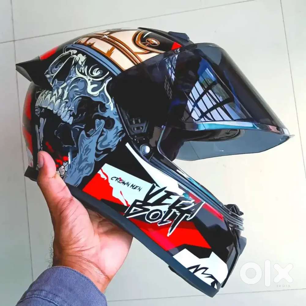 Vega bolt helmet