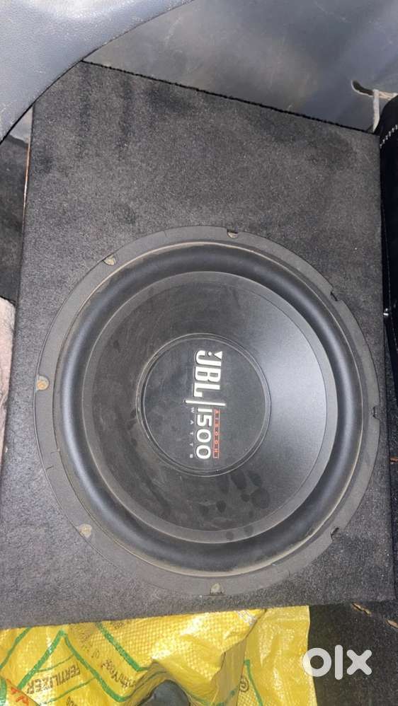 Jbl1500 bass 2month used