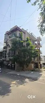 Independent RENTAL INCOME Full building for sale.