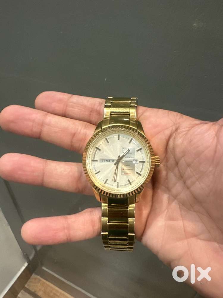 Timex golden watch recently serviced