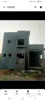 लाईट पाणी बोर सर्व सोई आहेत  दिव्य नगरीत आहे