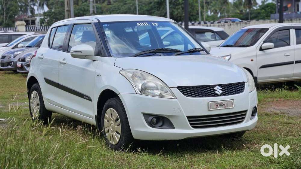 Maruti Suzuki Swift VXi + Manual, 2013, Petrol