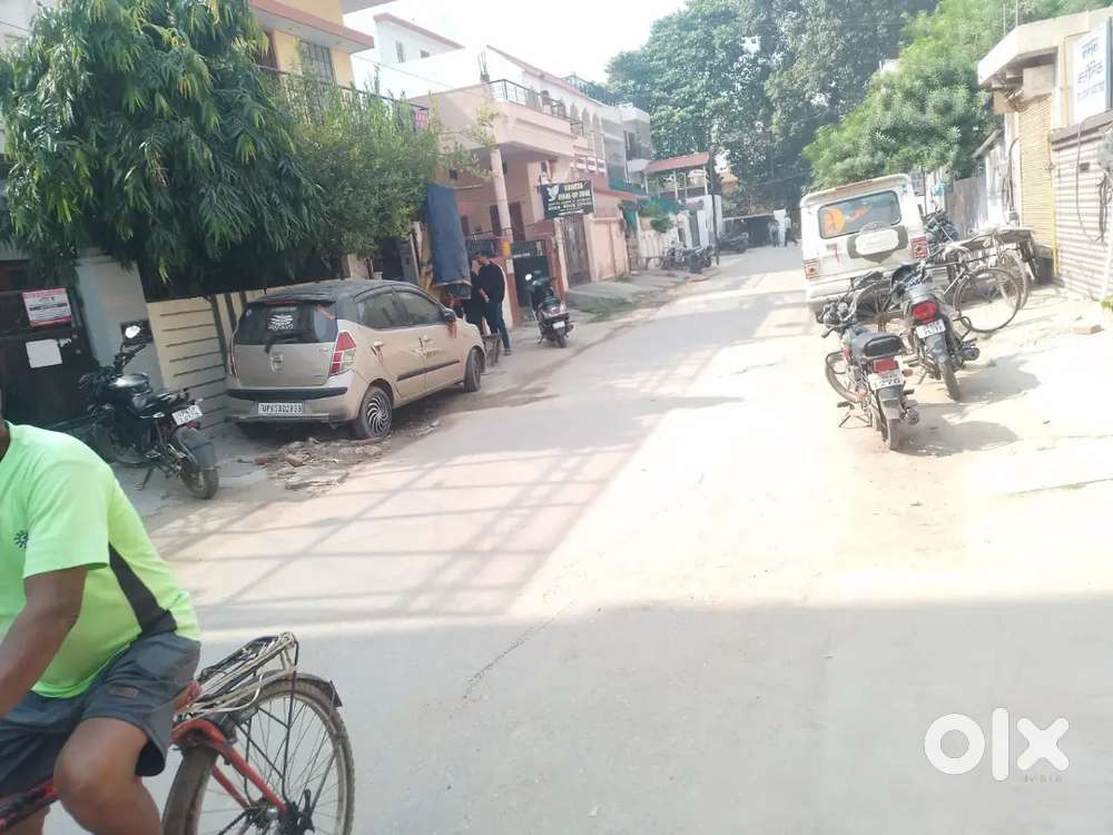 Three BHK flat for sale in rathyatra Varanasi