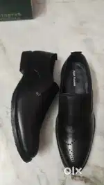 Hush Puppies Buy 1 get 1 Free