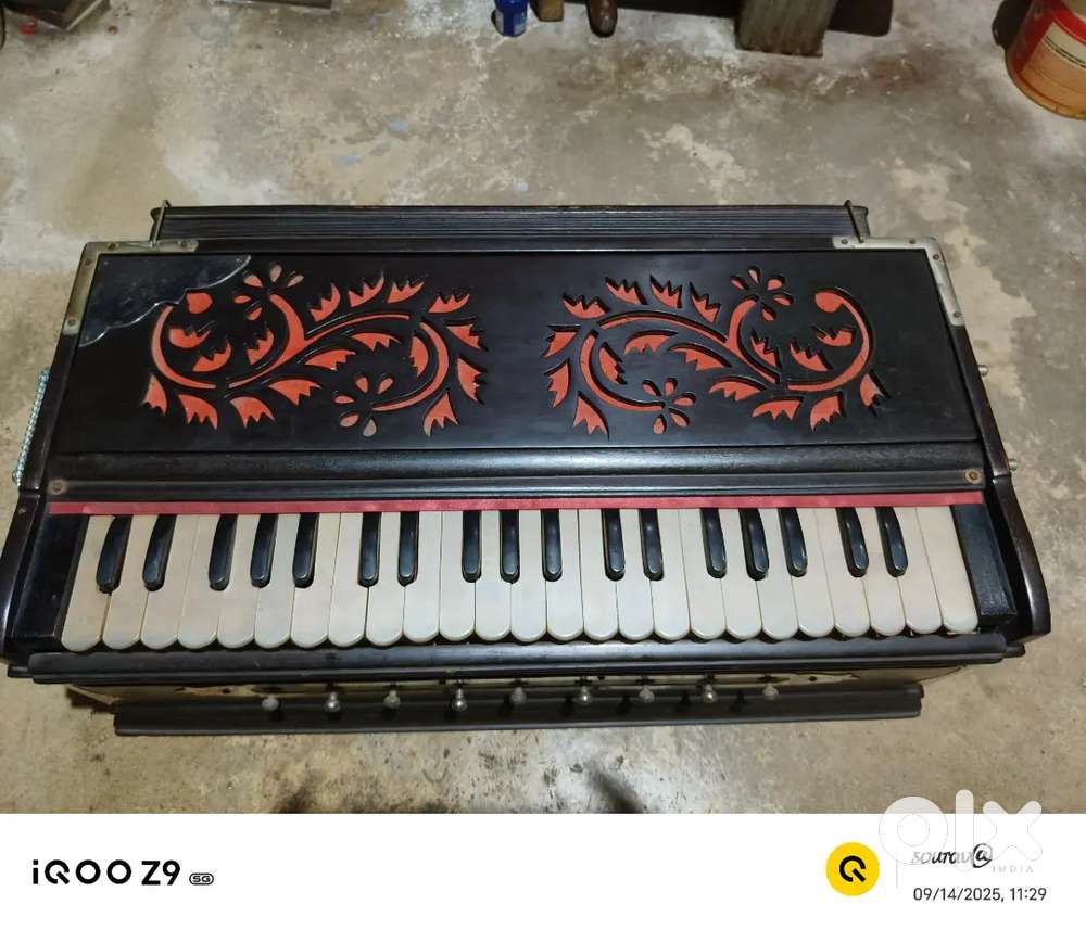 2 set mohanlal palitana reed harmonium