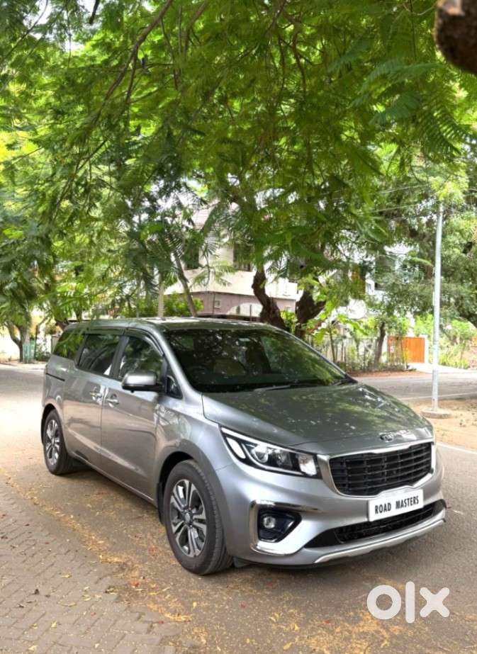 Kia Carnival Premium, 2021, Diesel