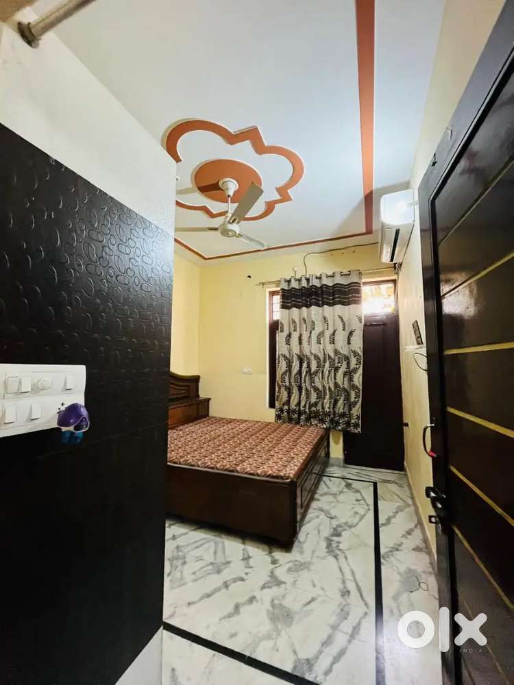 First floor for rent