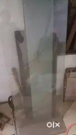 glass plain 8 mm size 2 feet by 4.5 feet