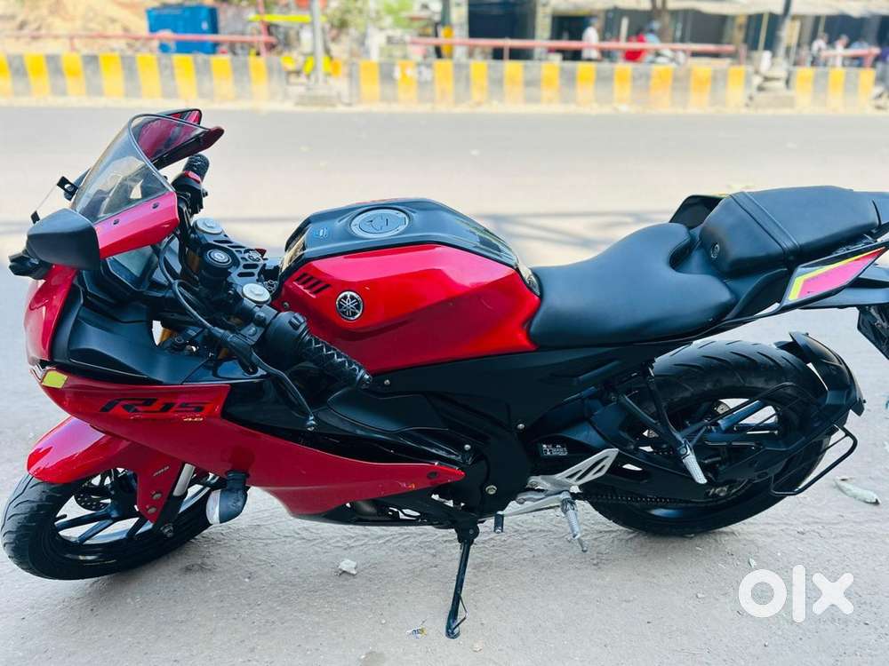 Brand new R15 in best condition version 4