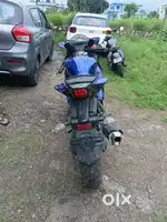 Yamaha R 15