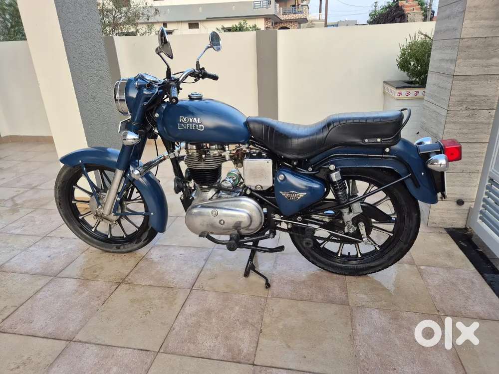 Old model left foot model bullet known for it's thump sound,CI engine.